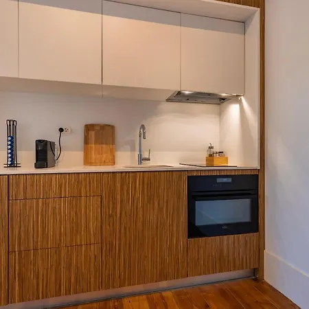 아파트 Liberdade Concept 2bdr By Lovelystay 리스본