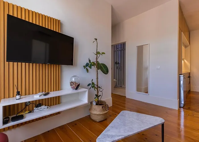 Liberdade Concept 2bdr By Lovelystay דירה ליסבון