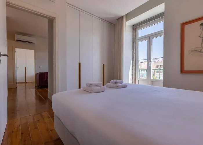 Liberdade Concept 2bdr By Lovelystay ליסבון